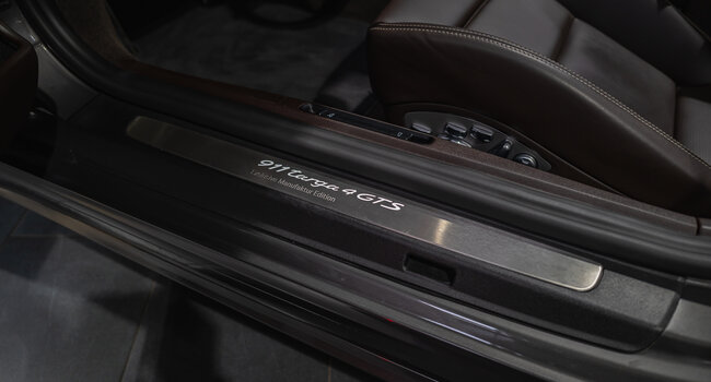 911 Targa 4 GTS Exclusive Manufaktur Edition