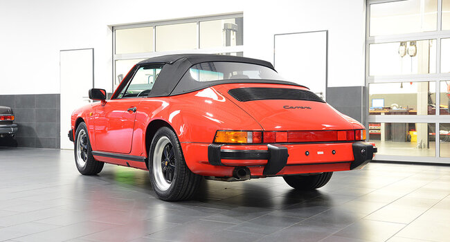 Porsche 911 Carrera Cabriolet