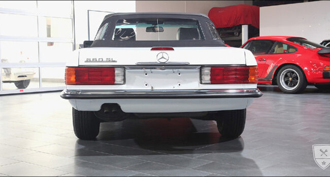 Mercedes-Benz 560 SL Roadster