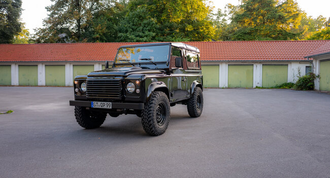 Range Rover Defender 90