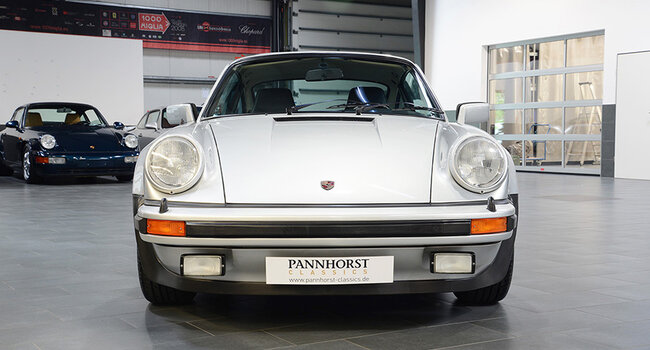 Porsche 911 930  3.0L Turbo Carrera