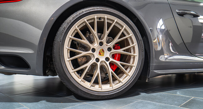 911 Targa 4 GTS Exclusive Manufaktur Edition