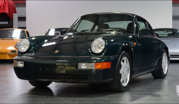 Porsche 964 Carrera 4 Coupé