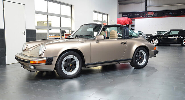 Porsche 911 Carrera Targa