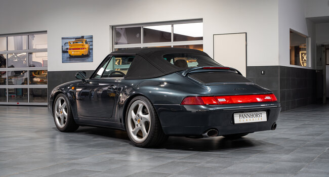 Porsche 911 Carrera 2 (993) Cabriolet