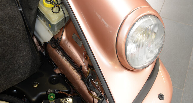 Porsche 964 Carrera 4 Cabriolet