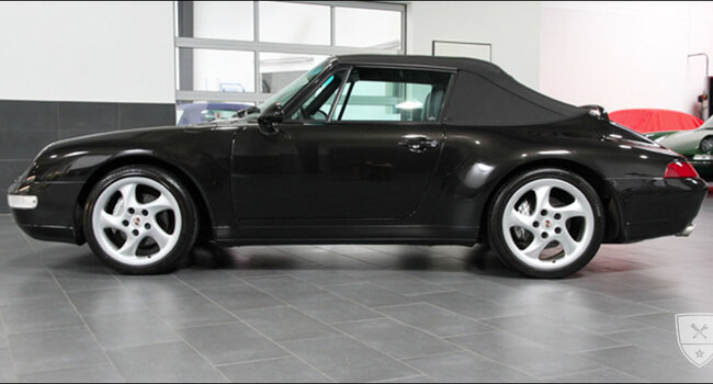 Porsche 993 Carrera 4 Cabriolet