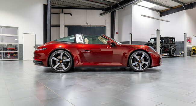 992 - 911 Targa 4S Heritage Design Edition