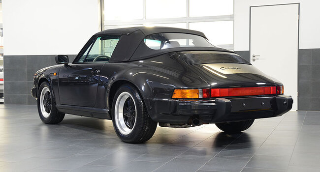 Porsche 911 Carrera Cabriolet 25th Anniversary Special Edition