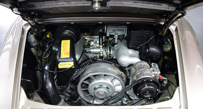 Porsche 911 Carrera Targa