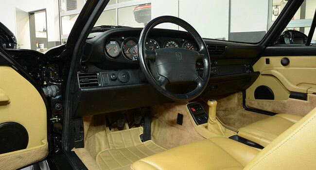 Porsche 993 Carrera 4S Coupe