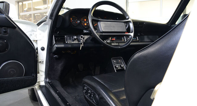 Porsche 911 Carrera Cabriolet G50