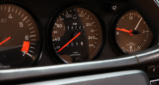 Porsche 911 3.2 Carrera Targa