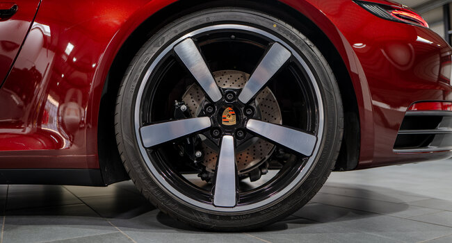 992 - 911 Targa 4S Heritage Design Edition