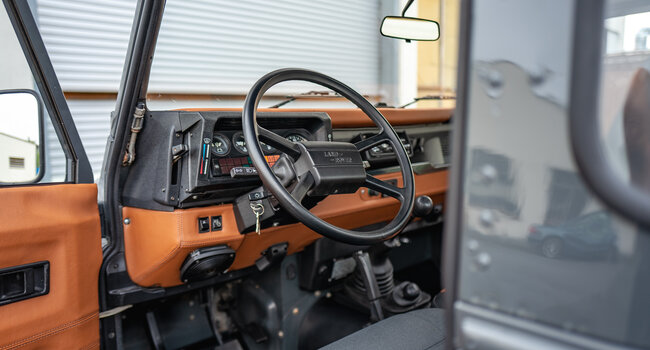 Land Rover Defender 90 Pick-Up Original V8