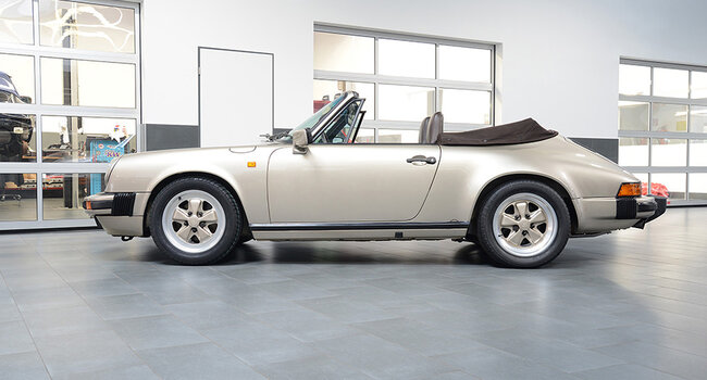 Porsche 911 3.2 Carrera Cabriolet