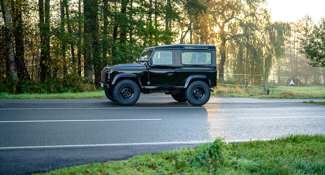 Range Rover Defender 90