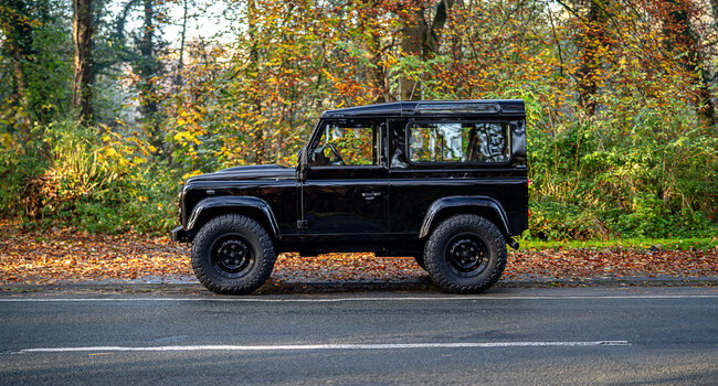 Range Rover Defender 90