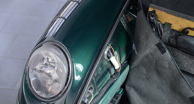 Porsche 993 Carrera 2 Cabriolet