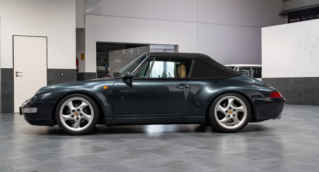 Porsche 911 Carrera 2 (993) Cabriolet