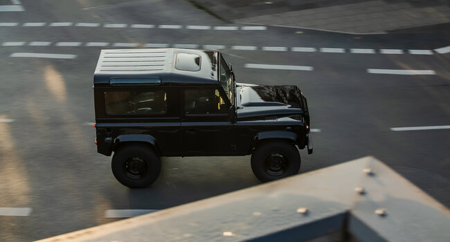 Range Rover Defender 90