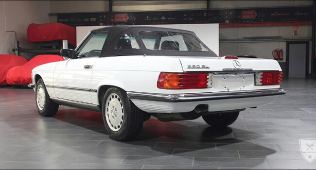 Mercedes-Benz 560 SL Roadster