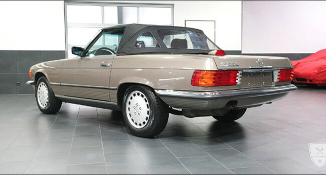 Mercedes-Benz 560 SL Roadster