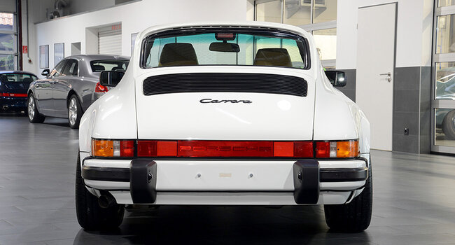 Porsche 911 Carrera Coupe G50