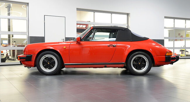 Porsche 911 Carrera Cabriolet
