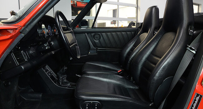 Porsche 911 Carrera Cabriolet