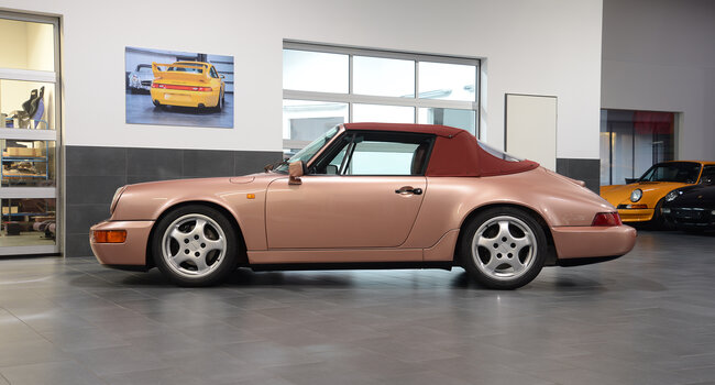 Porsche 964 Carrera 4 Cabriolet