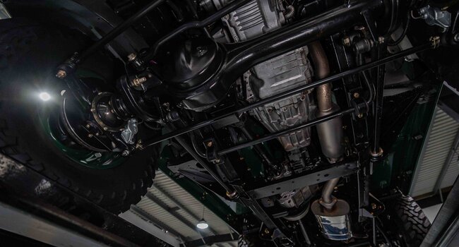 Land Rover Defender D90 TD5