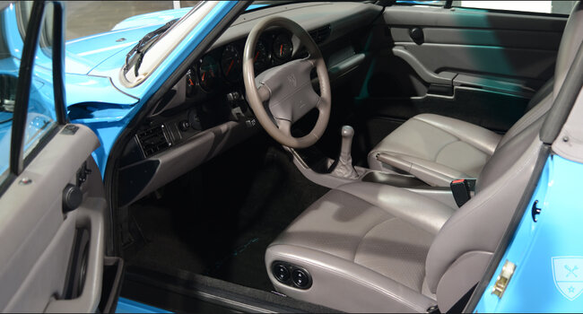 Porsche 993 Carrera 2 Cabriolet