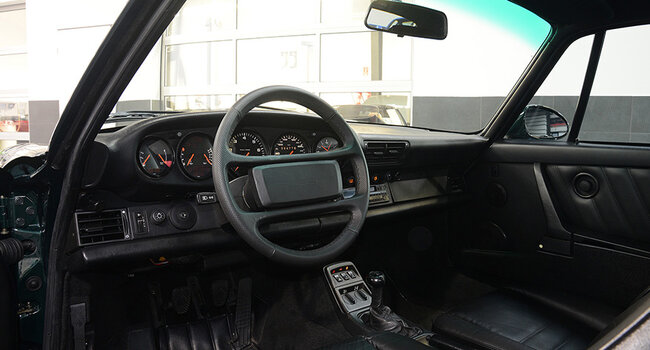 Porsche 964 Carrera 4 Coupe