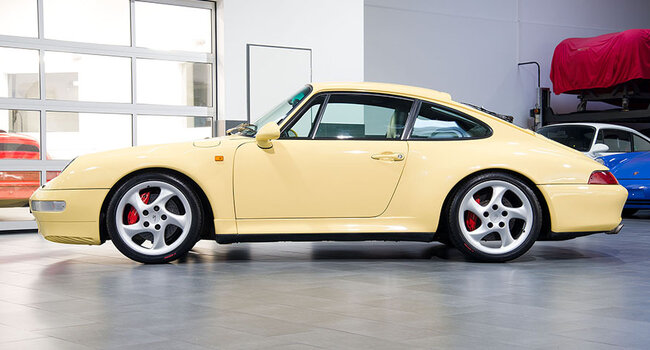 Porsche 993 Carrera 4S Coupe