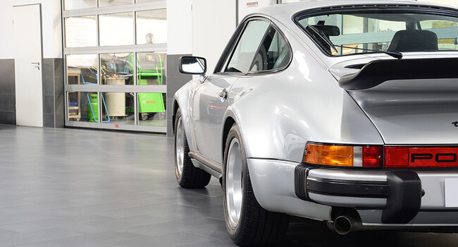 Porsche 911 930  3.0L Turbo Carrera