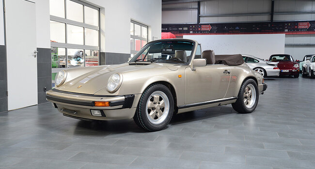 Porsche 911 3.2 Carrera Cabriolet