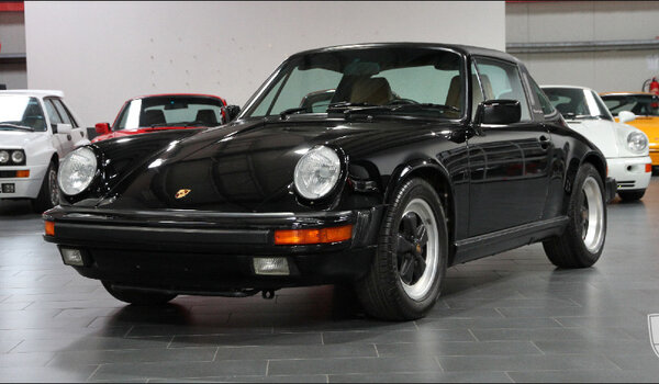 Porsche 911 Carrera Targa