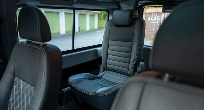 Range Rover Defender 90