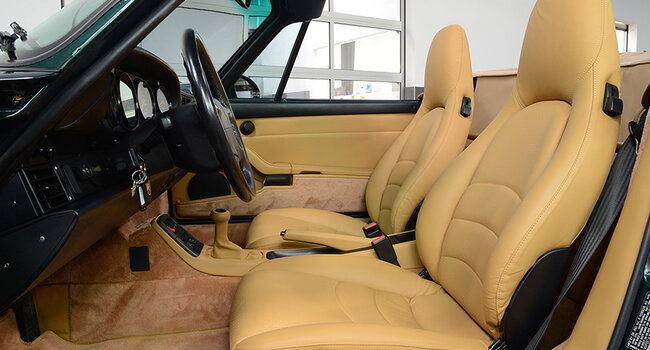 Porsche 993 Carrera 2 Cabriolet