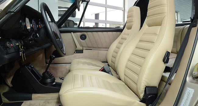 Porsche 911 Carrera Targa