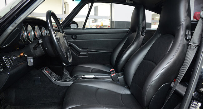 Porsche 993 Carrera 4S Coupe