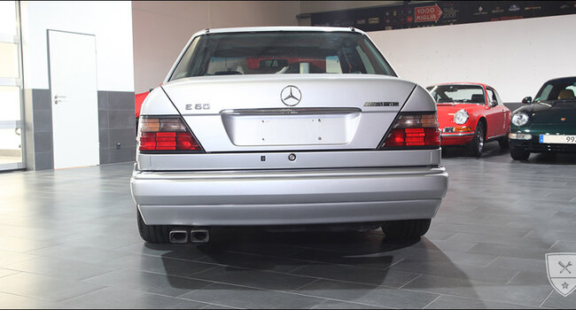 Mercedes-Benz E 60 AMG