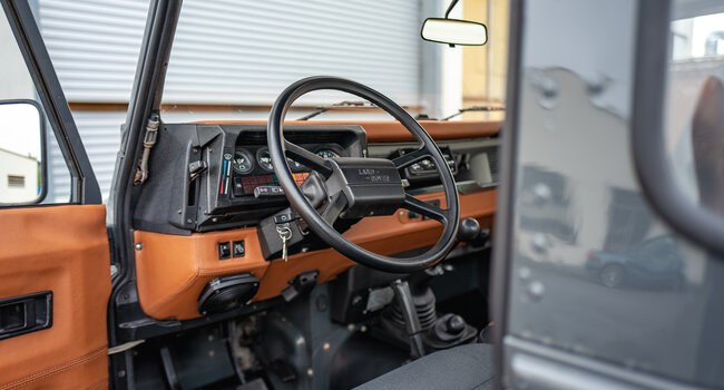 Land Rover Defender 90 Pick-Up Original V8