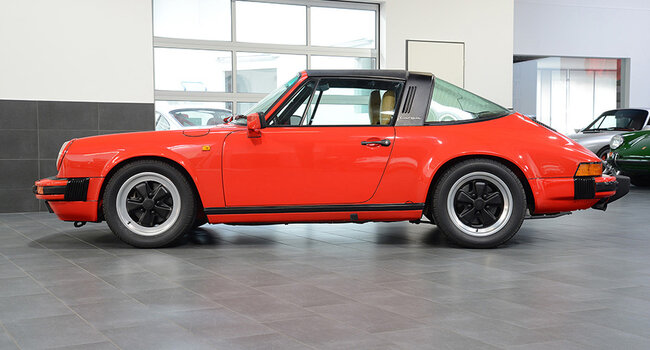 Porsche 911 3.2 Carrera Targa