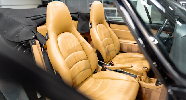 Porsche 993 Carrera Cabriolet