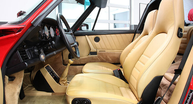 Porsche 911 3.2 Carrera Targa