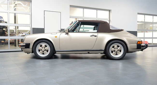 Porsche 911 3.2 Carrera Cabriolet