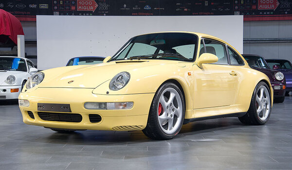 Porsche 993 Carrera 4S Coupe