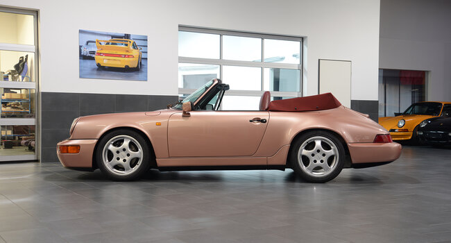Porsche 964 Carrera 4 Cabriolet